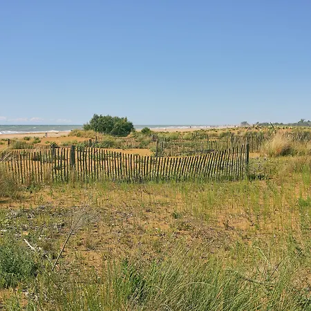 Homely Flat Few Minutes From The - Beahost