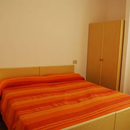 Apartamento Homely Flat Few Minutes From The - Beahost